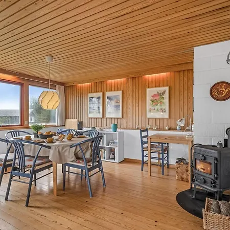 Sweni - 800m From The Sea By Interhome Feriehus *