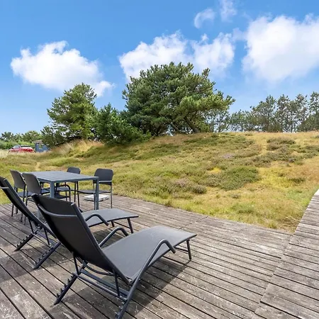 Sweni - 800m From The Sea By Interhome *