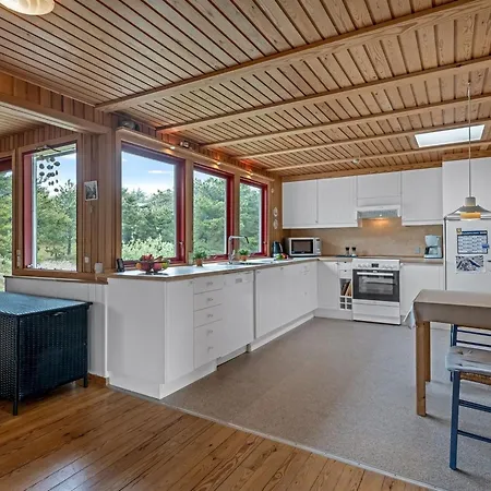 Sweni - 800m From The Sea By Interhome